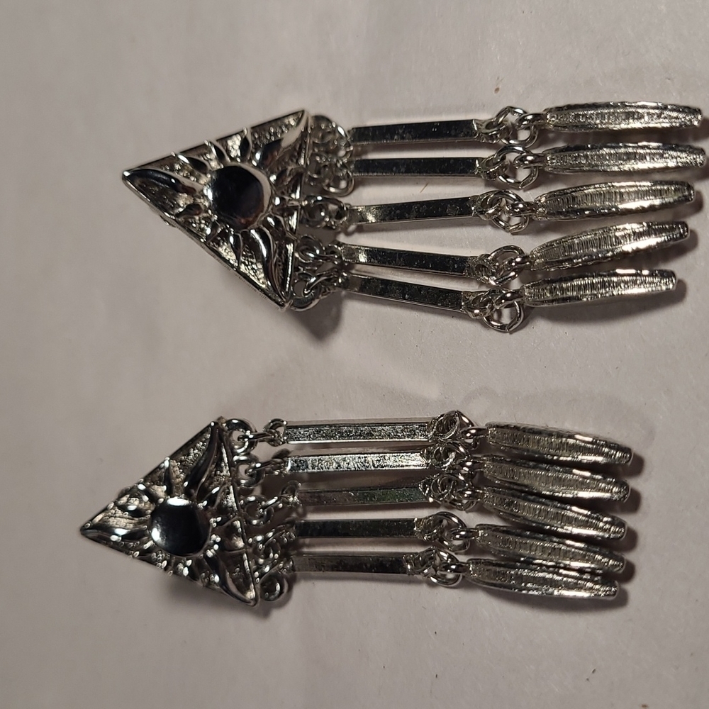 D'Orlan Clip-on Vintage Earrings